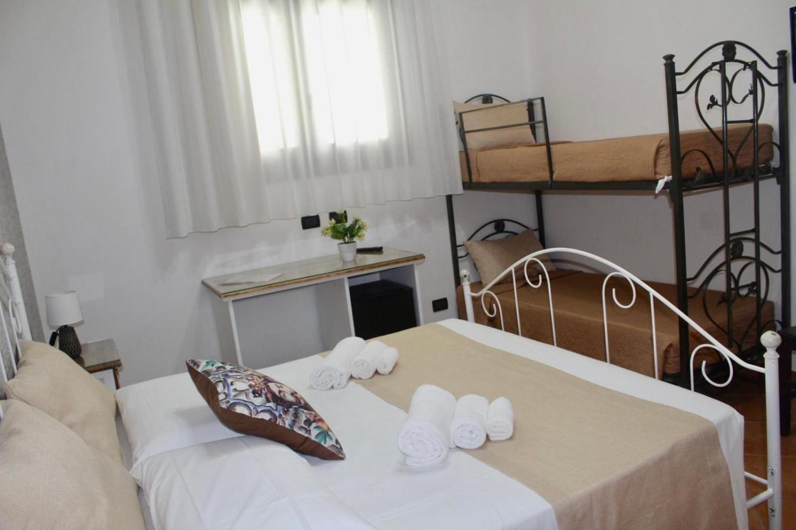Il Cortile Hotel ซานวิโต โลคาโป ภายนอก รูปภาพ
